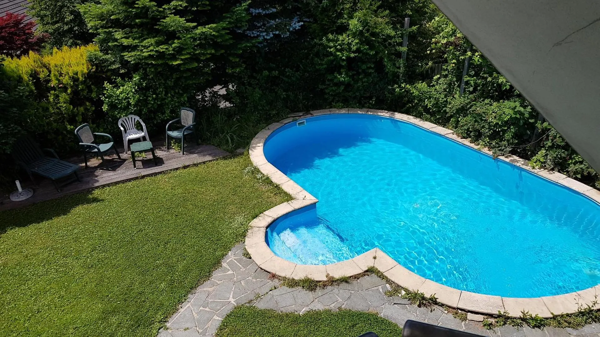 Rooms Adax With Huge Garden, Swimming Pool And Bbq Ljubljana