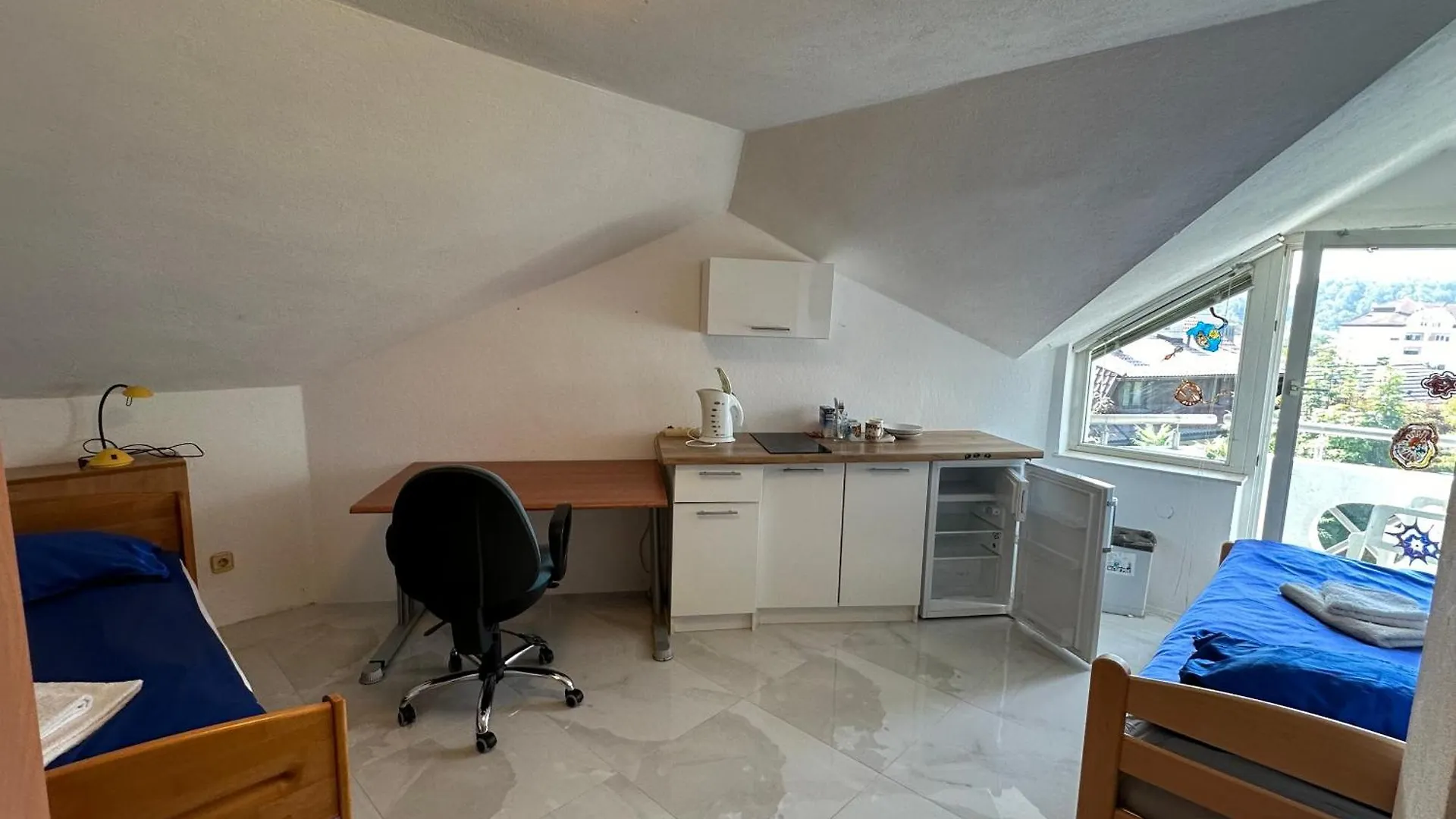 Rooms Adax With Huge Garden, Swimming Pool And Bbq Ljubljana Homestay